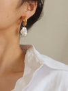 STATEMENT PEARL EARRINGS