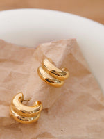 DOUBLE C HOOP EARRINGS - GOLD
