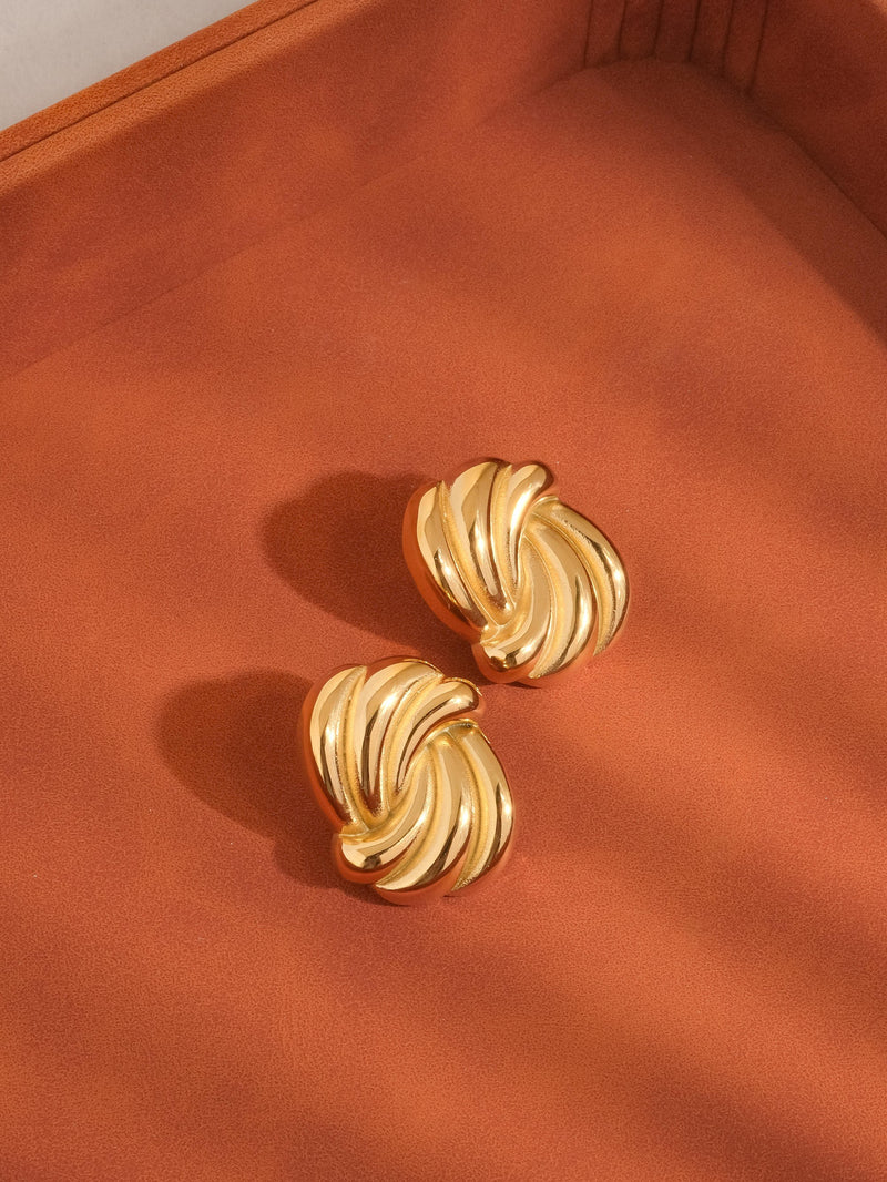 18K WAVY RECTANGULAR  EARRINGS