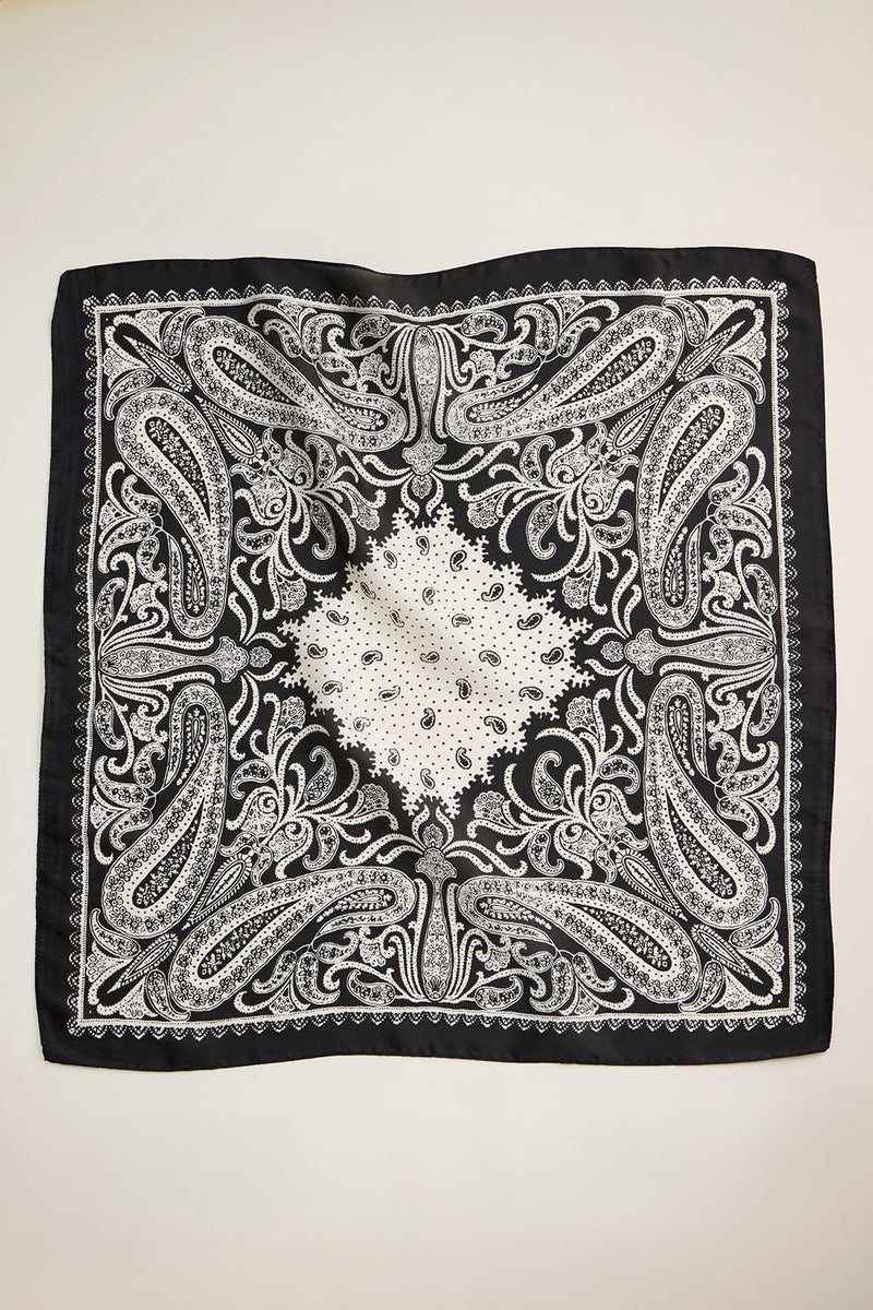 BANDANA PATTERN SCARF - BL