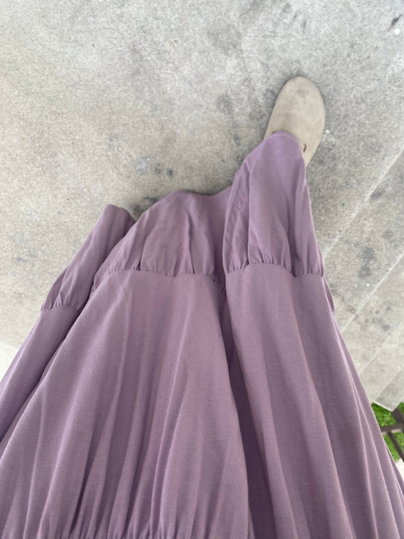 ESSENTIAL TIERED MAXI SKIRT (PLUM)